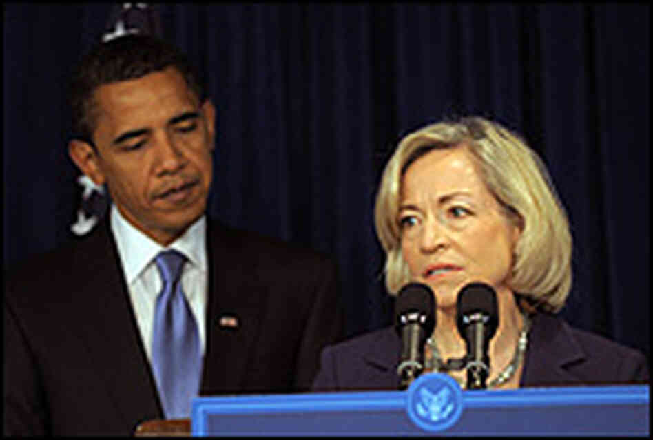 Nancy Killefer takes the podium after being named to a new White House post.