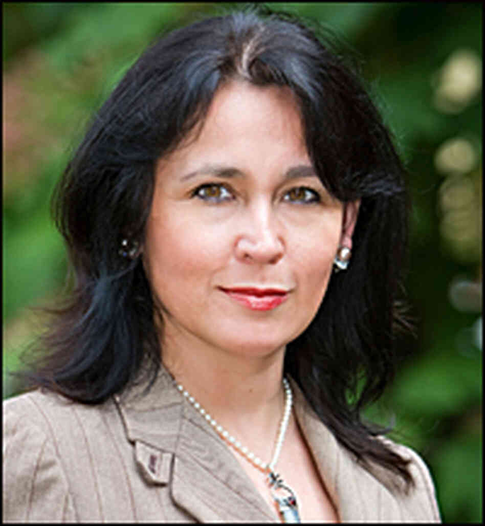 Gabriela Lemus Gabriela Lemus