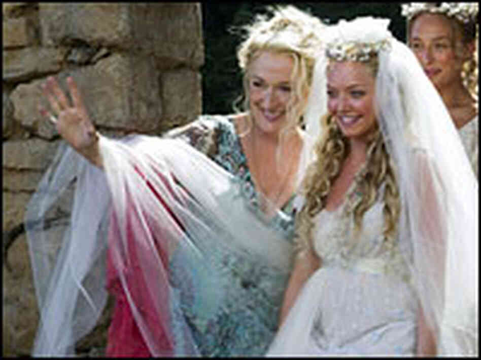 Meryl Streep and Amanda Seyfried in 'Mamma Mia!'