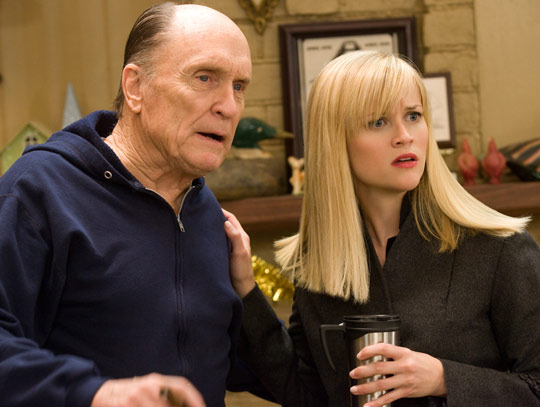 Robert Duvall as Howard and Kate