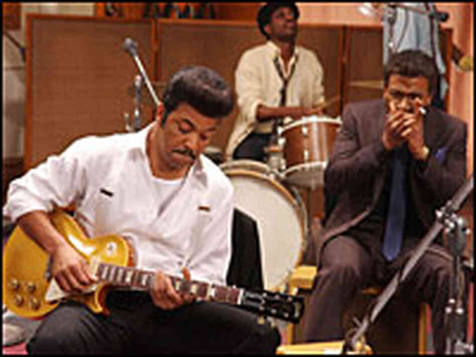 Jeffrey Wright as Muddy Waters, Jimmy Rogers as Kevin Mambo and Columbus Short as Little Walter