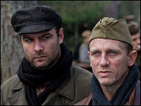Liev Schriber and Daniel Craig in Defiance
