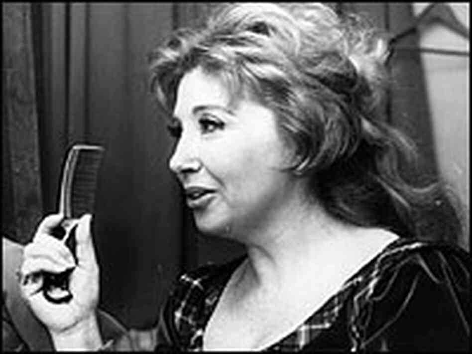 Soprano Beverly Sills Soprano Beverly Sills