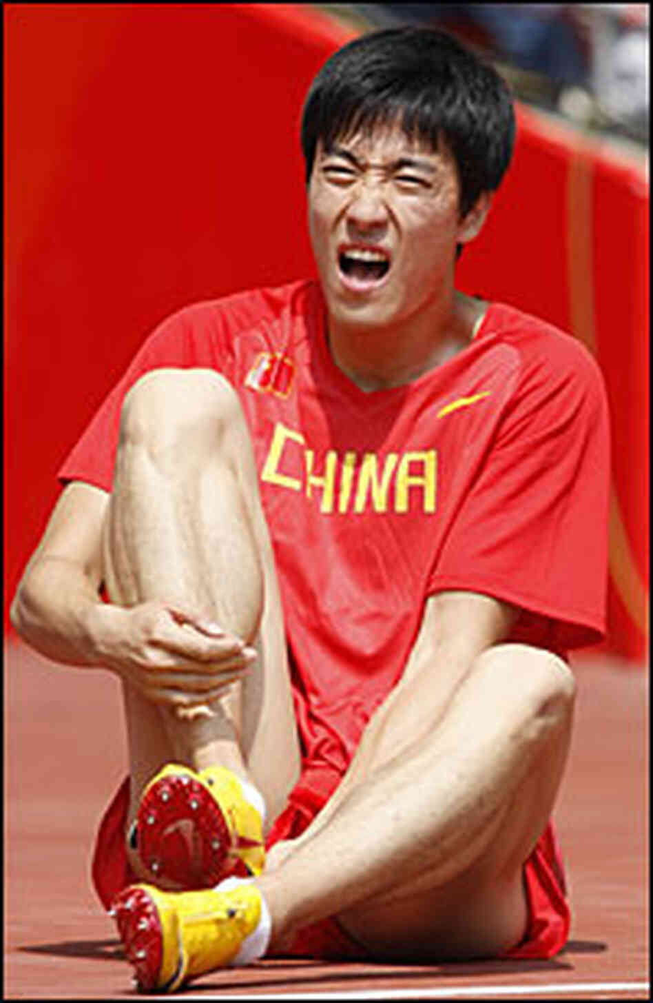 Liu Xiang withdraws from the 110-meter hurdles race in Beijing.