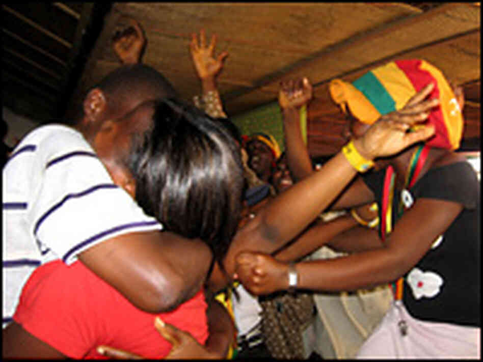 The celebration begins as Ghana's win -- and a trip to the second round -- become official.