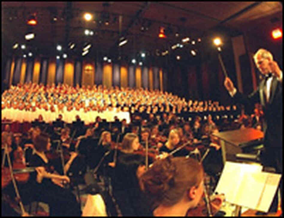 The St. Olaf College Choir The St. Olaf College Choir