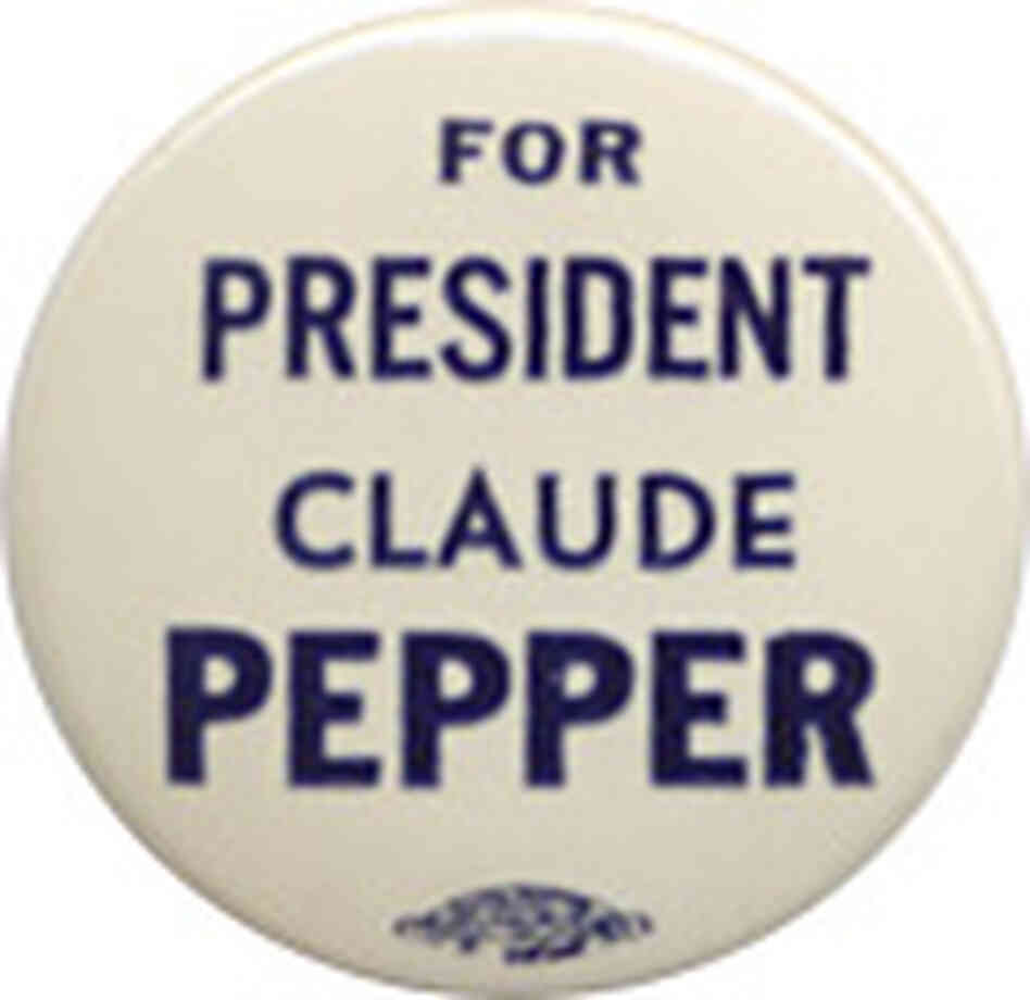 Claude Pepper button Claude Pepper button
