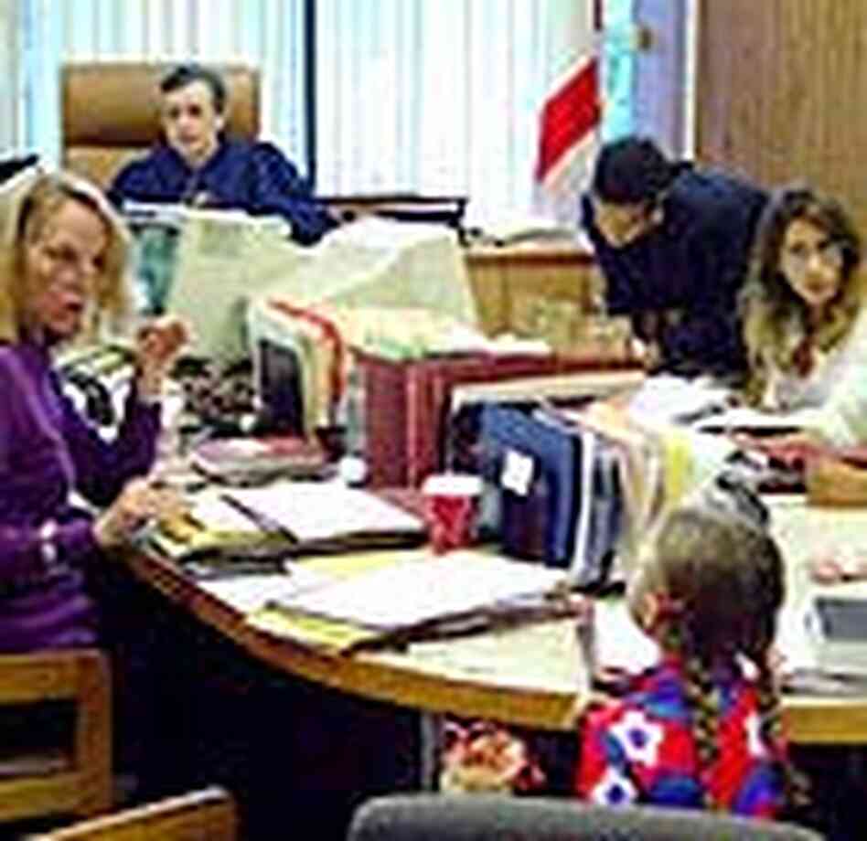 Judge Lederman's court in session Judge Lederman's court in session