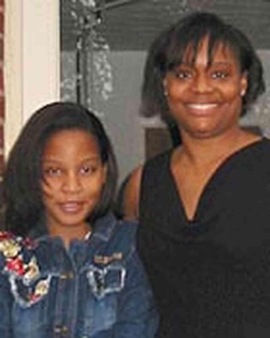 Stephanie Jones and 12-year-old Lydia Estelle Jones Stephanie Jones and 12-year-old Lydia Estelle Jones