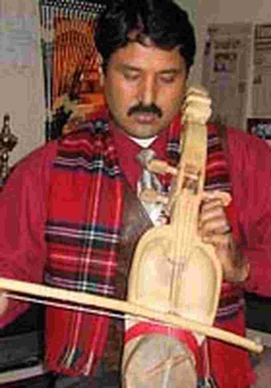 Prem Raja Mahat playing the sarangi Prem Raja Mahat playing the sarangi