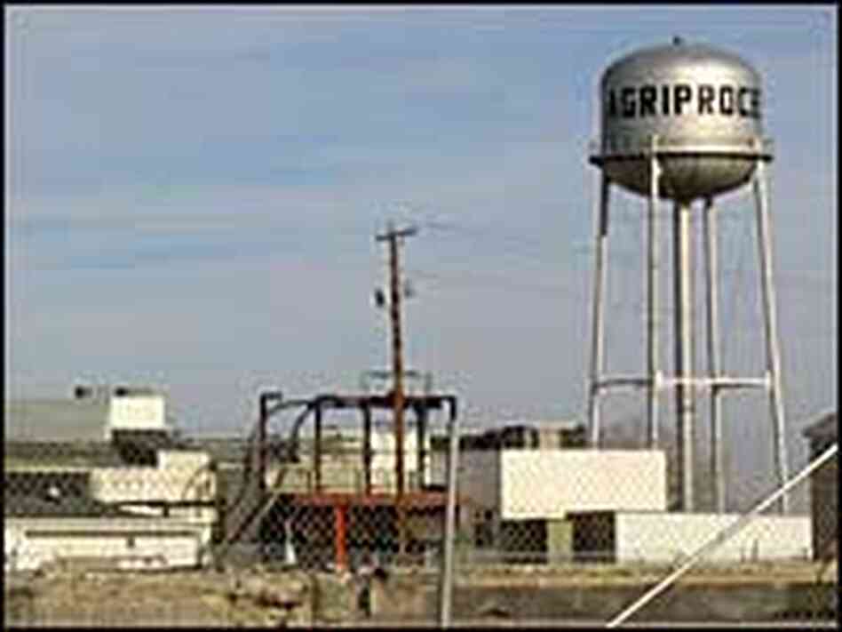 An exterior view of the Agriprocessors slaughterhouse in Postville,Iowa. An exterior view of the Agriprocessors slaughterhouse in Postville,Iowa.