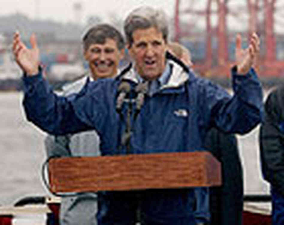 U.S. Presidential candidate Sen. John Kerry (D-MA) in Seattle. U.S. Presidential candidate Sen. John Kerry (D-MA) in Seattle.