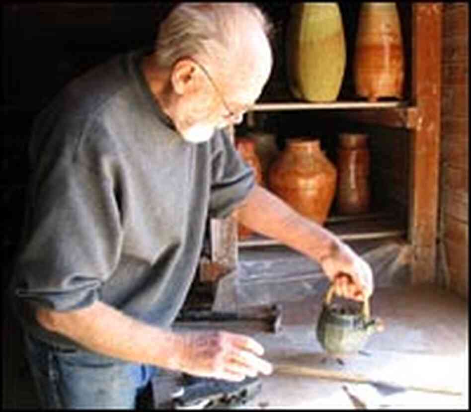 Warren MacKenzie at work in his studio. Warren MacKenzie at work in his studio.