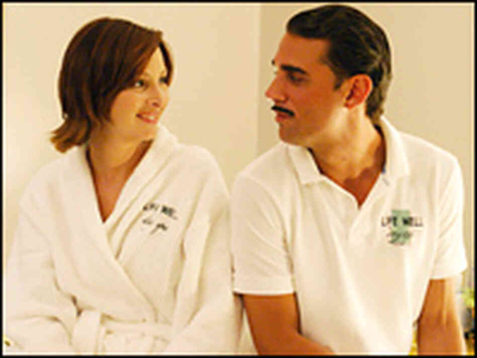 Lisa Kudrow plays Mamie and Bobby Cannavale plays Javier, a masseur, in 'Happy Endings' Lisa Kudrow plays Mamie and Bobby Cannavale plays Javier, a masseur, in 'Happy Endings'