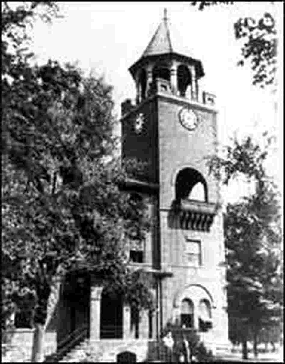 Rhea County Courthouse in 1925 Rhea County Courthouse in 1925