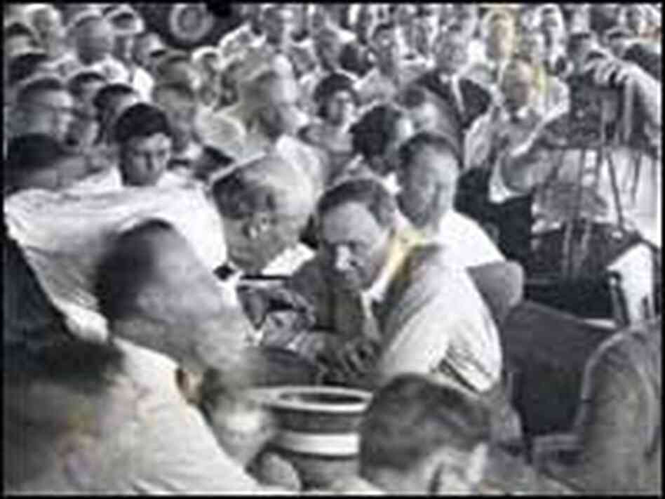 Bryan and Darrow conferring during the trial Bryan and Darrow conferring during the trial