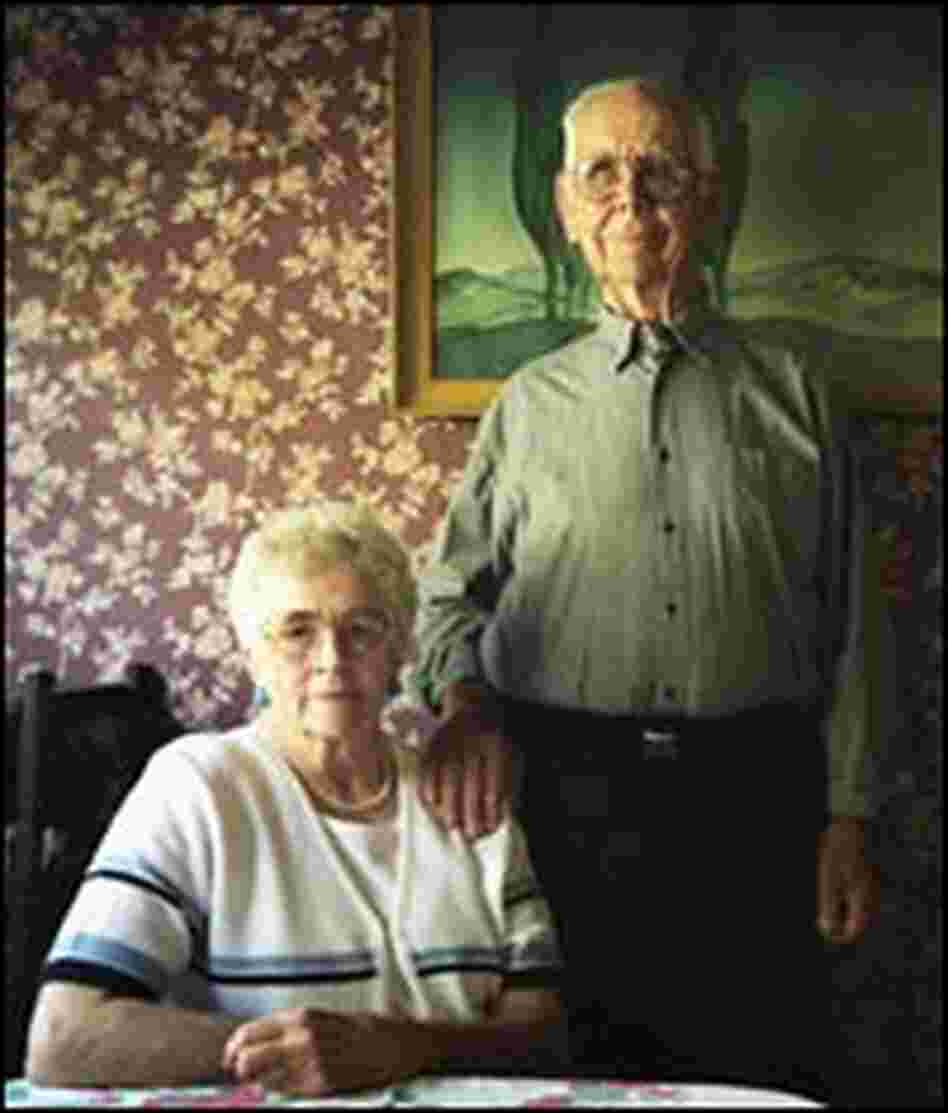 Patricia and Glen Moen, Oregon, August 2004. Patricia and Glen Moen, Oregon, August 2004.