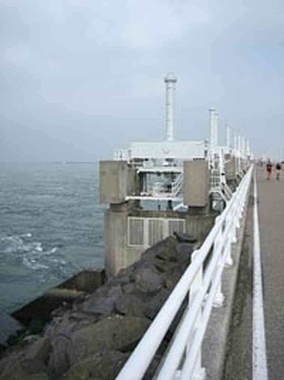 When it's calm on the North Sea, the storm surge barriers are a popular attraction. When it's calm on the North Sea, the storm surge barriers are a popular attraction.