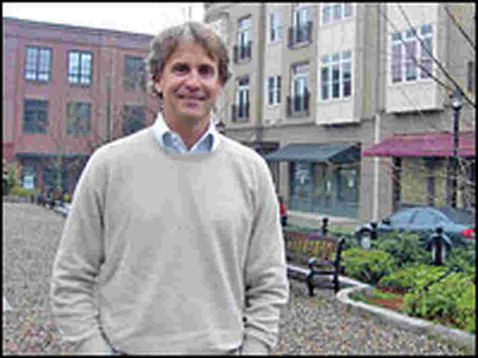 Internet entrepreneur Charles Brewer 