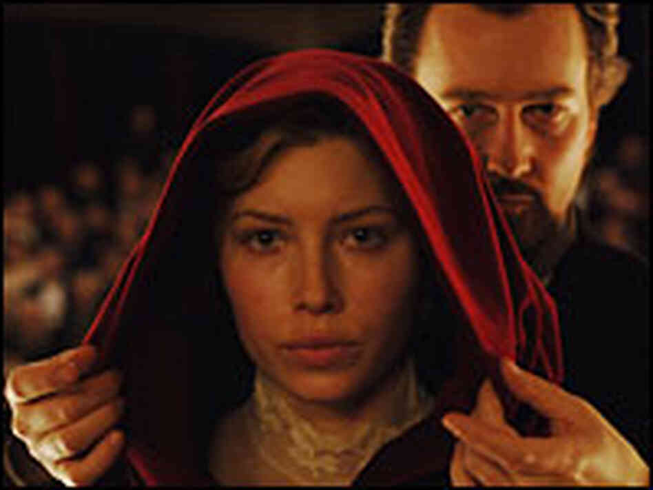 Jessica Biel and Edward Norton