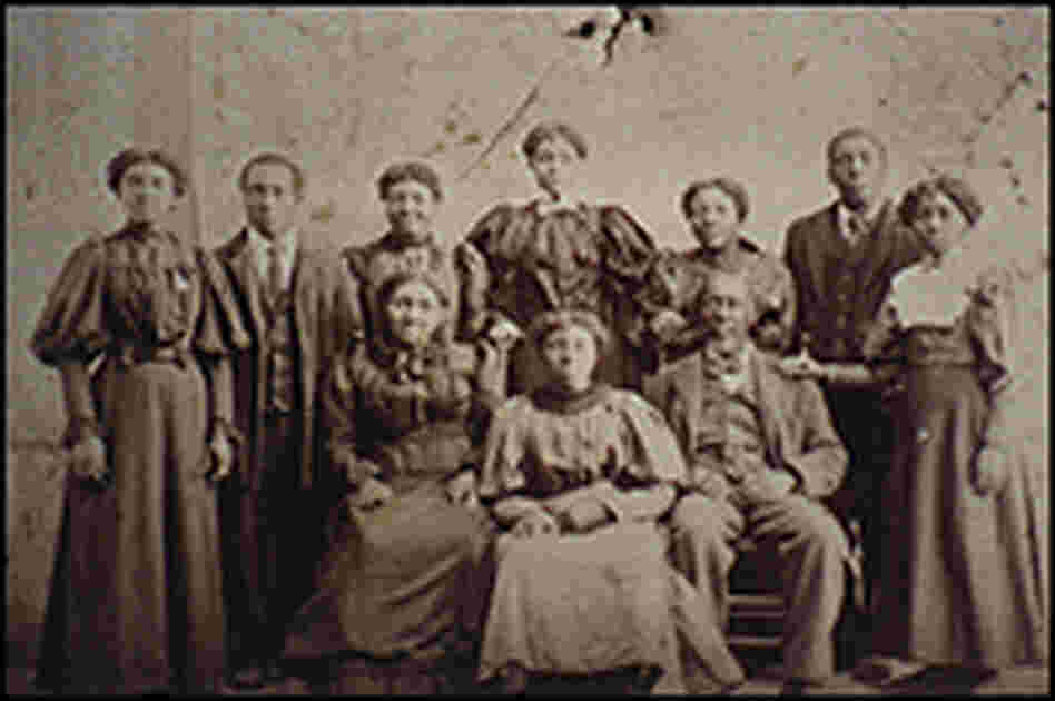 The Tyler family photograph, circa 1895.