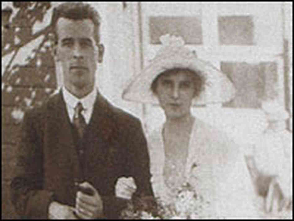 A wedding photo of Gladys Rogers and Thomas Bittel.