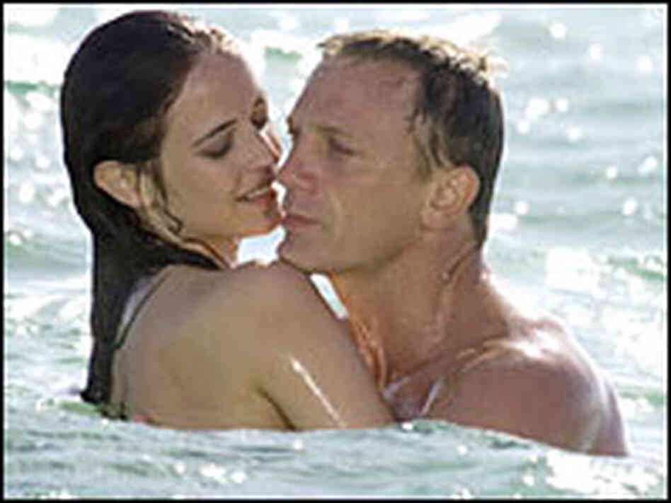 Daniel Craig and Eva Green in 'Casino Royale' Daniel Craig and Eva Green in 'Casino Royale'