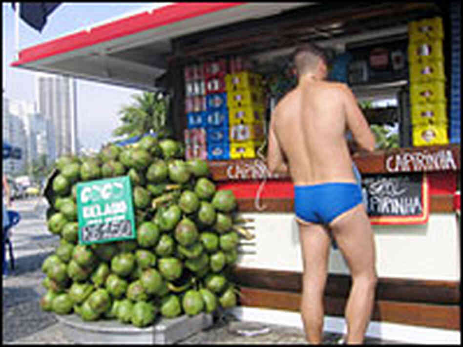 Coconut-festooned kiosks on Rio's Copacabana beach will be torn down. Coconut-festooned kiosks on Rio's Copacabana beach will be torn down.