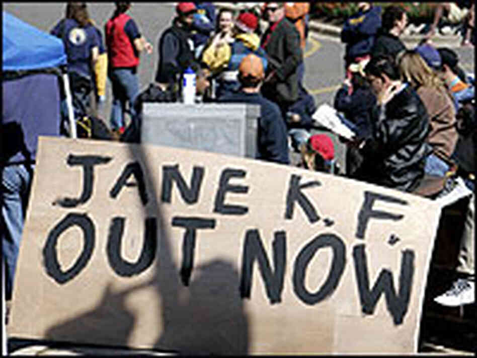 Gallaudet University students post a sign demanding in-coming president, Jane Fernandes, to resign. Gallaudet University students post a sign demanding in-coming president, Jane Fernandes, to resign.