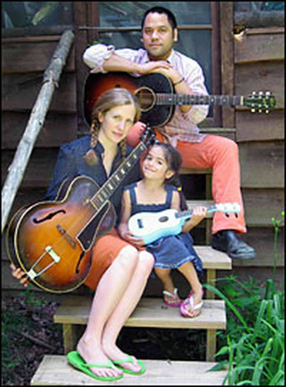 Elizabeth Mitchell and family Elizabeth Mitchell and family