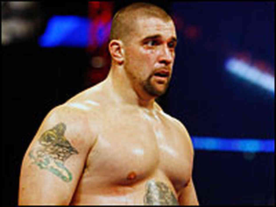Bryan Vetell is the heavyweight for the New York Pitbulls team in the International Fight League.