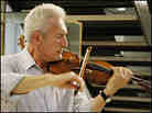 Arnold Steinhardt is first violinist with the Guarneri String Quartet. Arnold Steinhardt is first violinist with the Guarneri String Quartet.