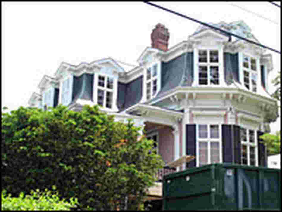 The house that inspired "The Mansard Roof" painting/NPR.