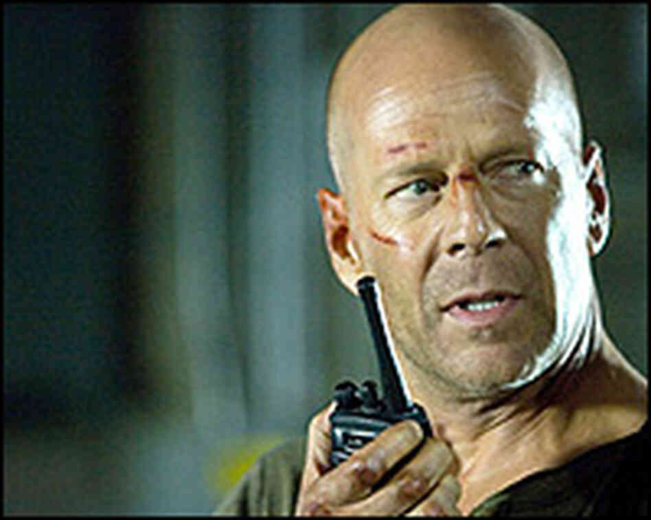 Bruce Willis in 'Live Free or Die Hard' Bruce Willis in 'Live Free or Die Hard'