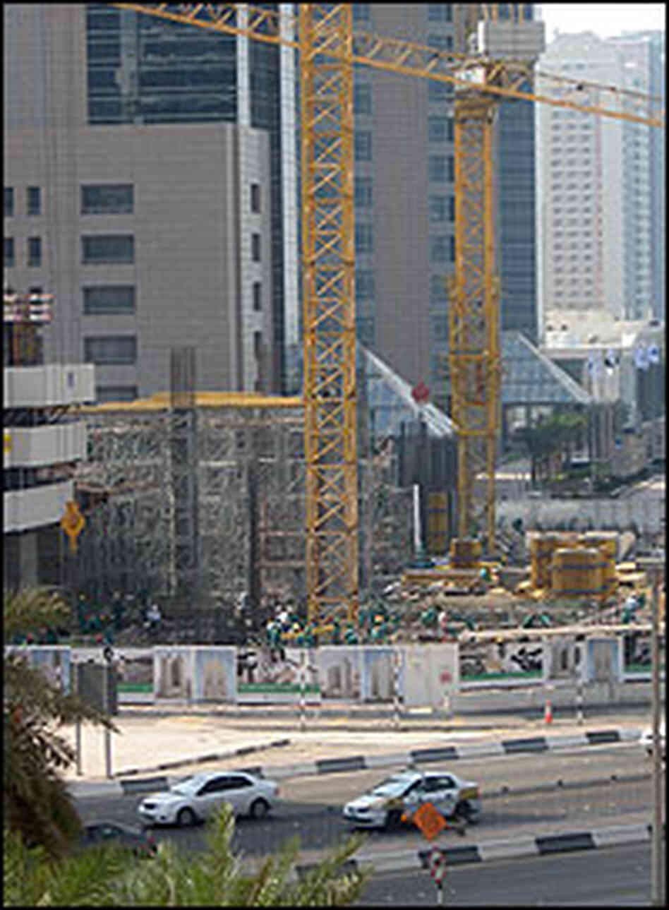 Construction in Abu Dhabi Construction in Abu Dhabi