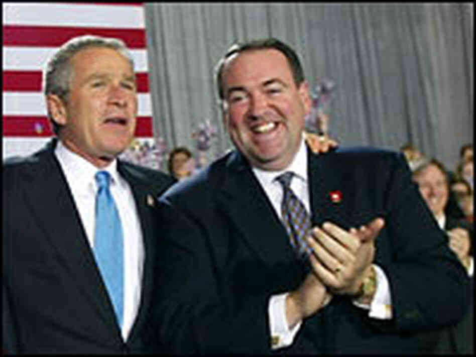 Huckabee and Bush in 2002 Huckabee and Bush in 2002