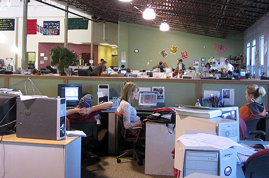 A student studies at New Country.