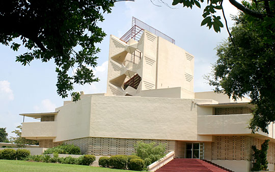 The Annie Pfeiffer Chapel , designed by Frank Lloyd Wright.