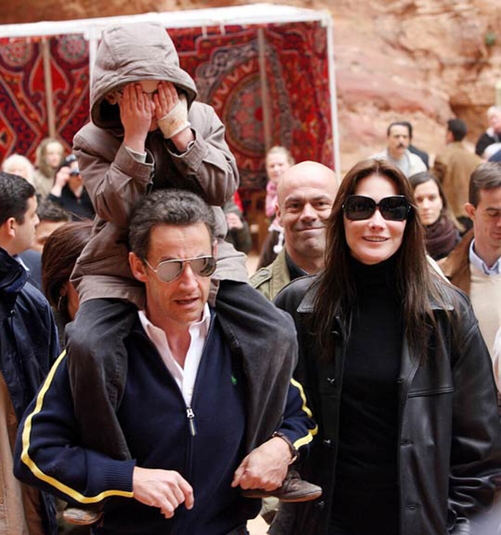 French President Nicolas Sarkozy and his girlfriend, Carla Bruni, tour Petra in Jordan.