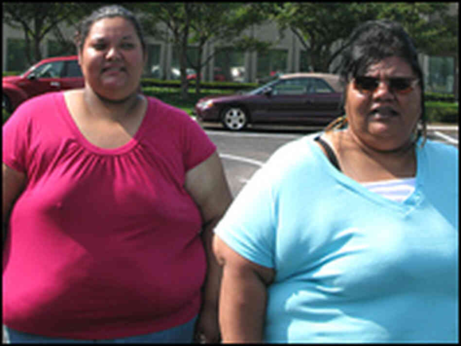Angelica Hernandez and her mother, Gloria Nunez