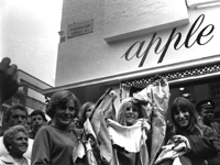 Apple Records Store (200)
