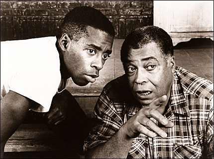 Courtney B. Vance and James Earl Jones in 'Fences'