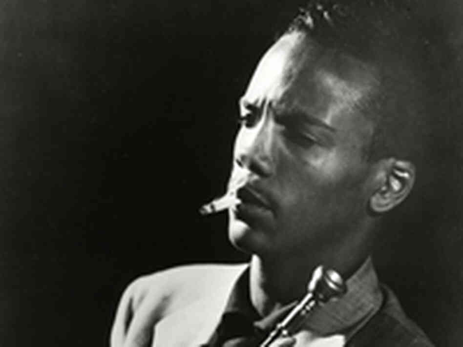 The 14-year-old Quincy Jones used a cigarette as a prop to get into nightclubs.