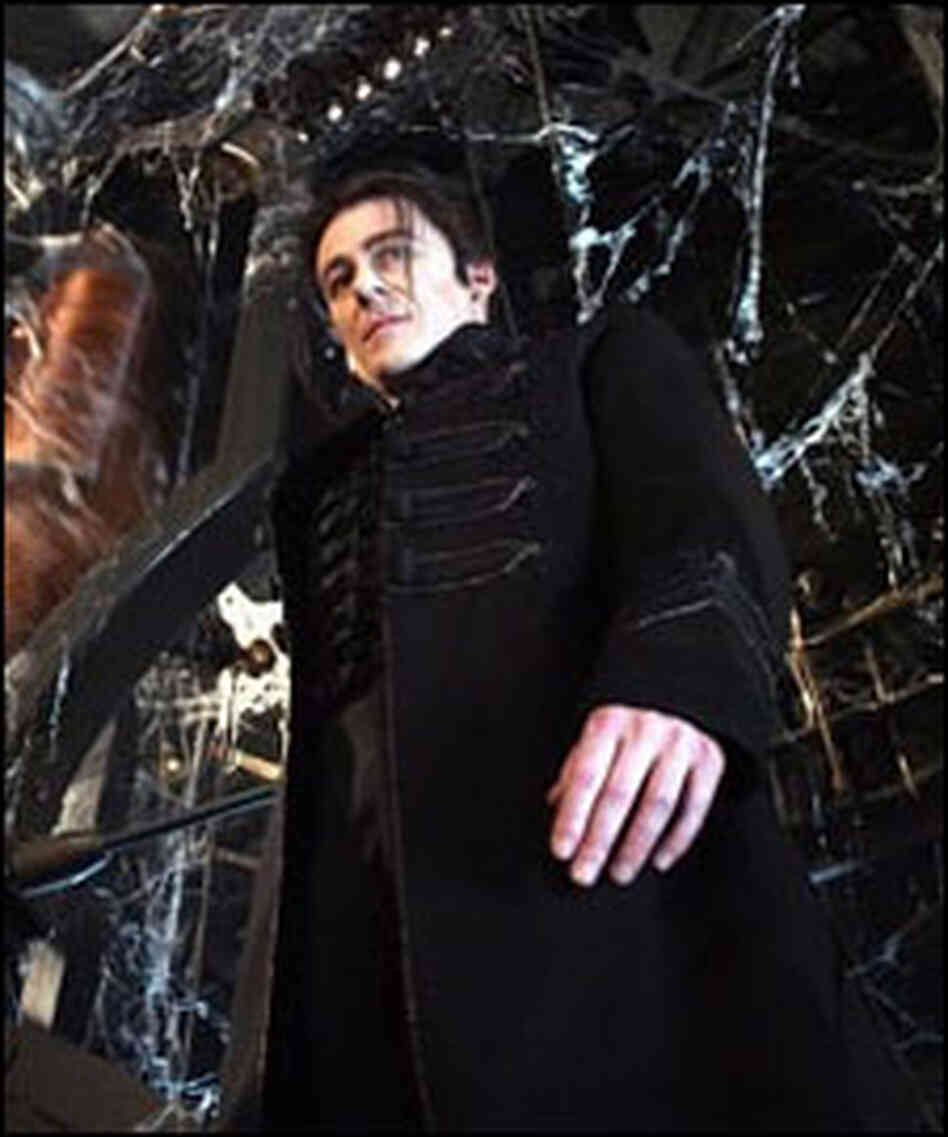 Richard Roxburgh as Dracula in 'Van Helsing' Richard Roxburgh as Dracula in 'Van Helsing'
