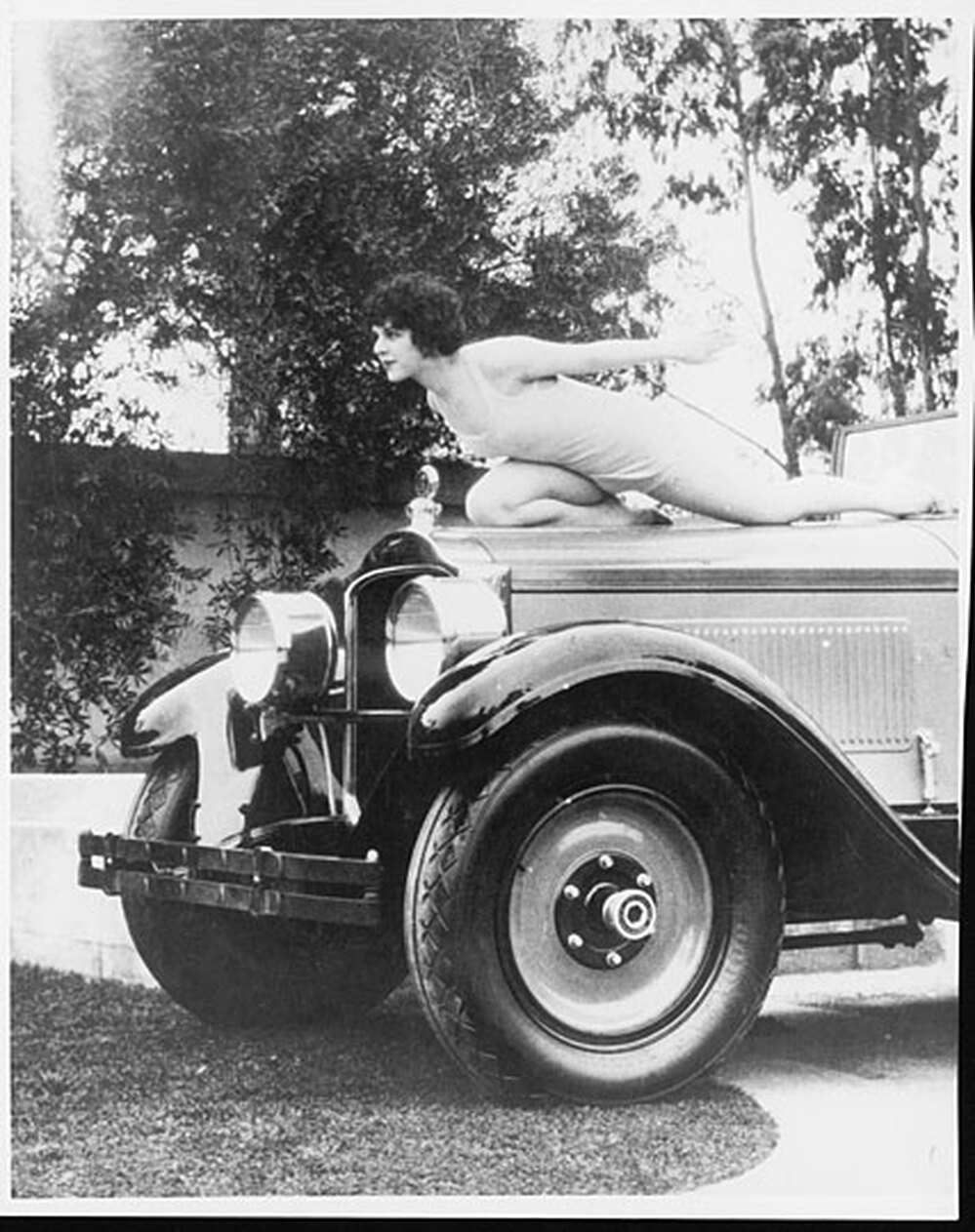 Packard Motor Co. enlisted members of the Marion Morgan Dancers to promote the 1927 model.