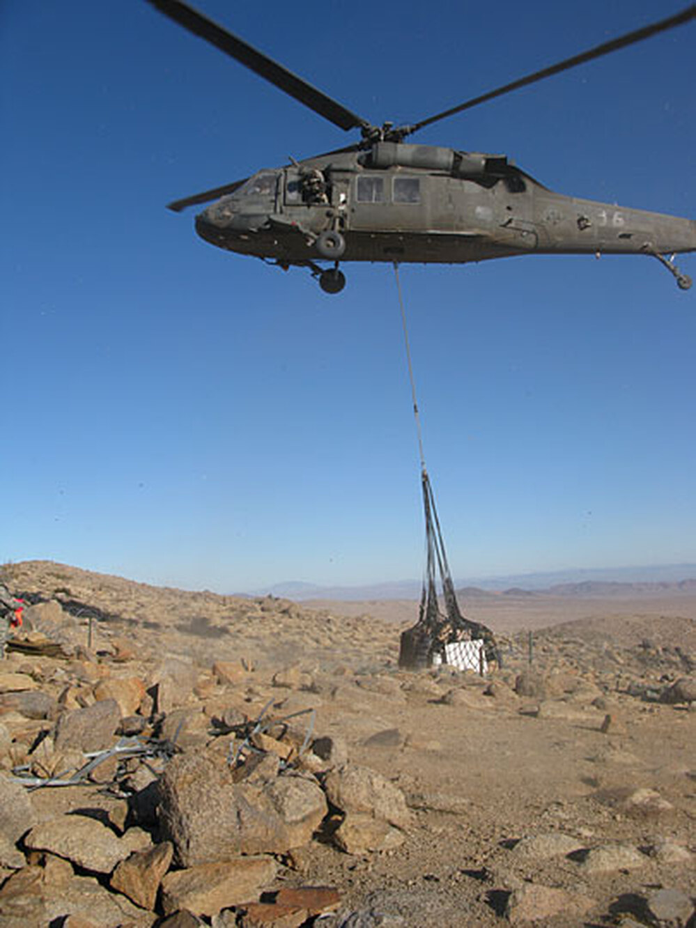 Helicopter airlift of supplies at NTC