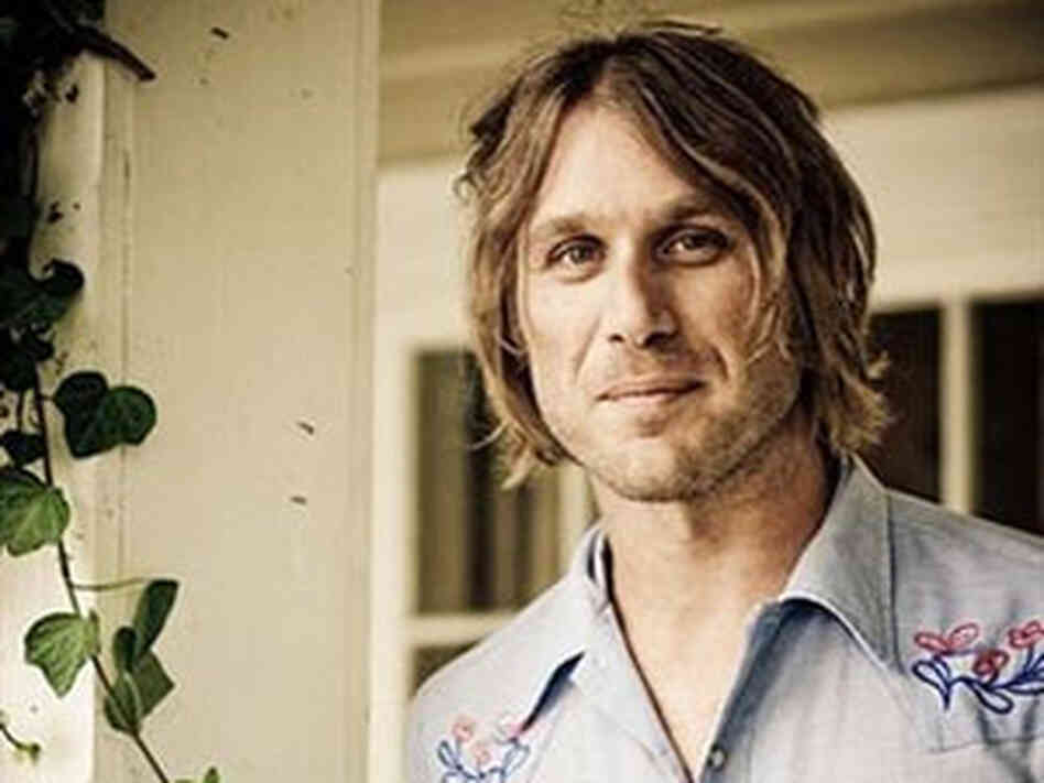 Above all, Todd Snider says he wants to be a good husband before he's a good songwriter. Above all, Todd Snider says he wants to be a good husband before he's a good songwriter.