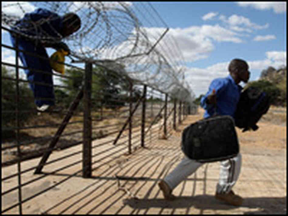 The border between Zimbabwe and South Africa The border between Zimbabwe and South Africa