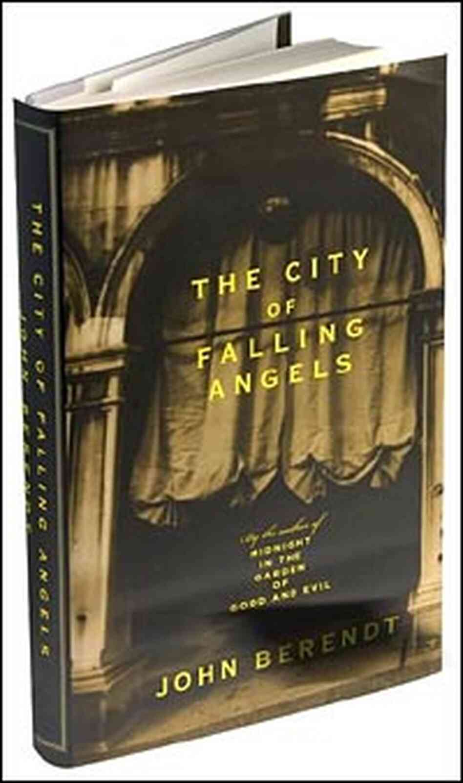 'The City of Falling Angels' 'The City of Falling Angels'