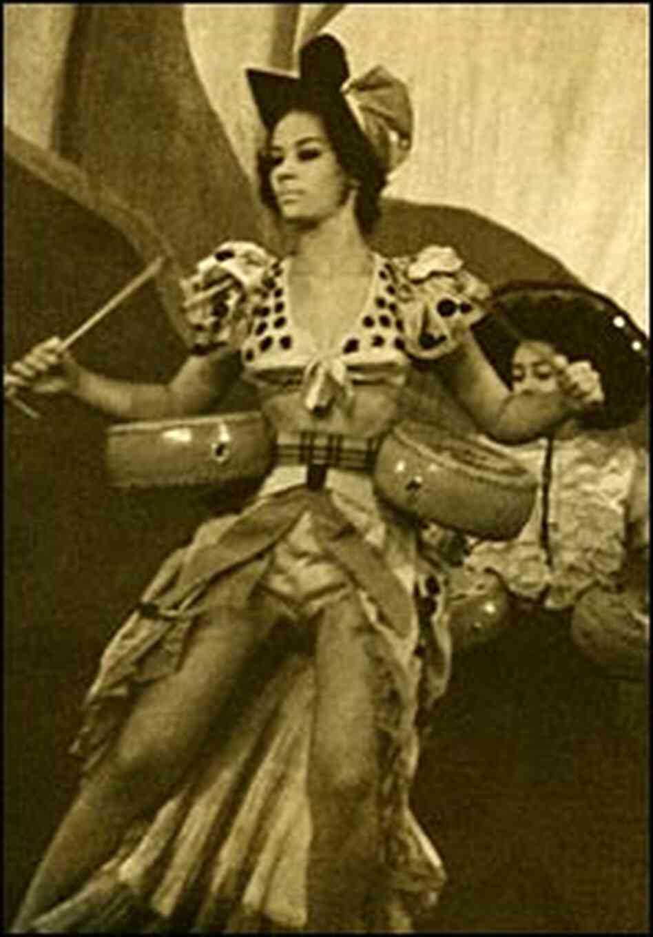 Elaine Ellis dancing at the Apollo Theater in the early 1940s. Elaine Ellis dancing at the Apollo Theater in the early 1940s.